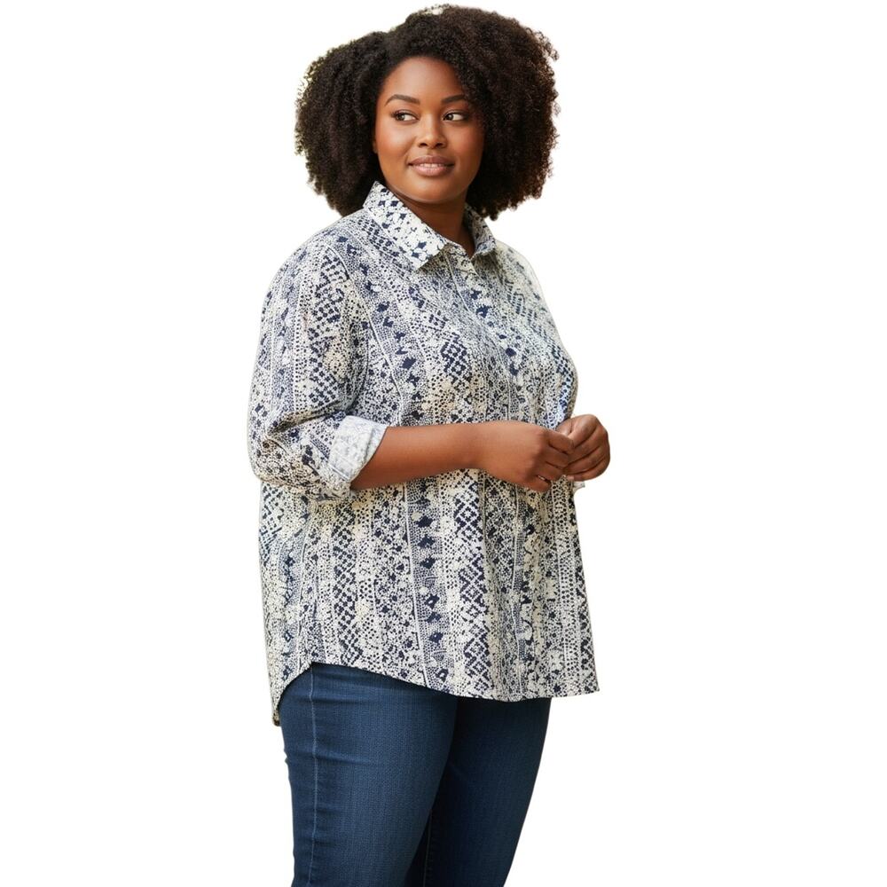 John Mark embroidered eyelet printed button front blue print top size 2X